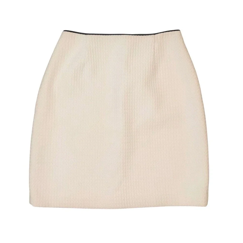 White House Black Market White Textured Pencil Skirt With Black Top Trim Size 6